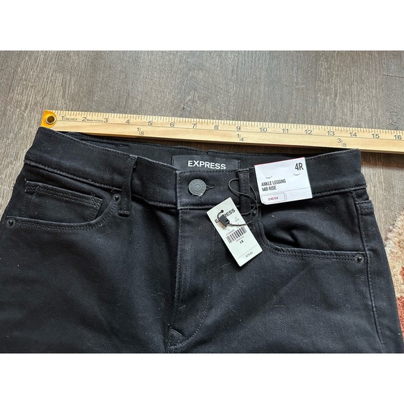 NWT Express Black Mid Rise Ankle Legging Jeans Jeggings 4R - Picture 3 of 5
